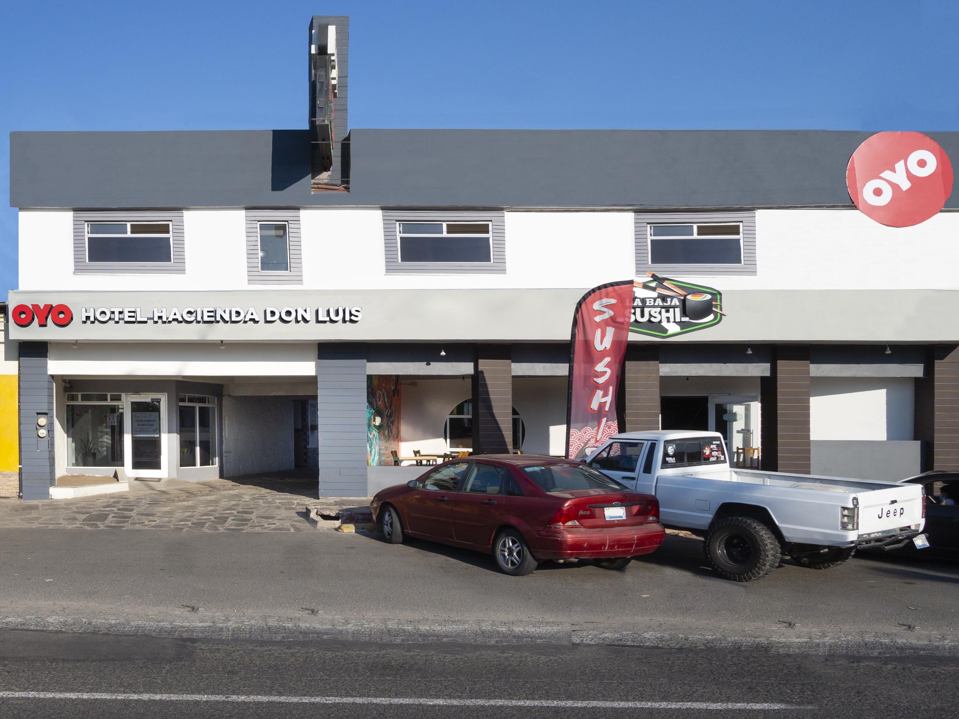Oyo Hotel Hacienda Don Luis, 罗萨里托 外观 照片 OYO in Quebec, Canada