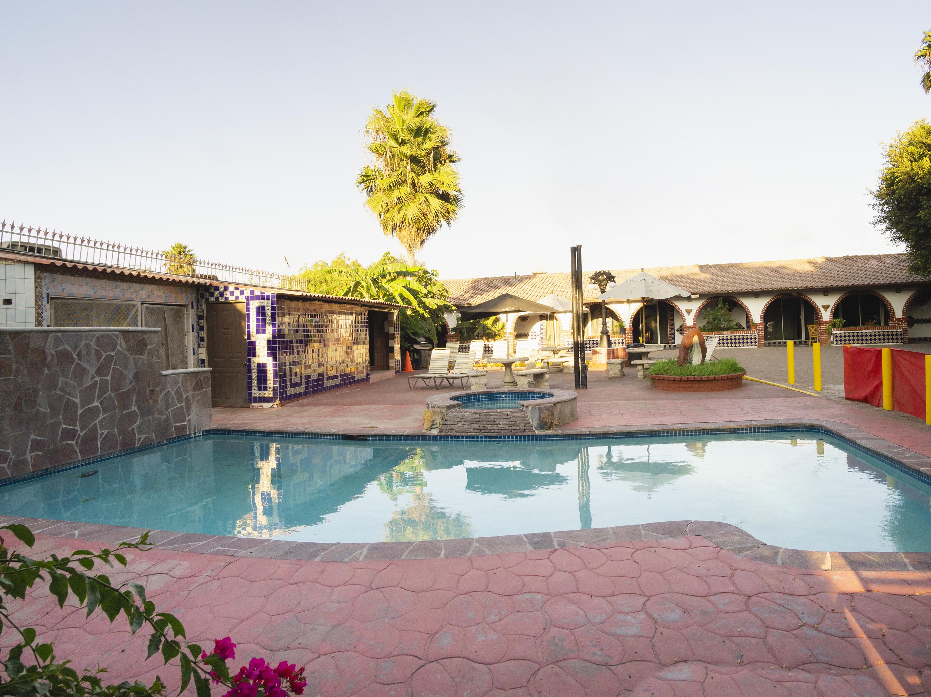 Oyo Hotel Hacienda Don Luis, 罗萨里托 外观 照片 The pool at the Oasis of Minium