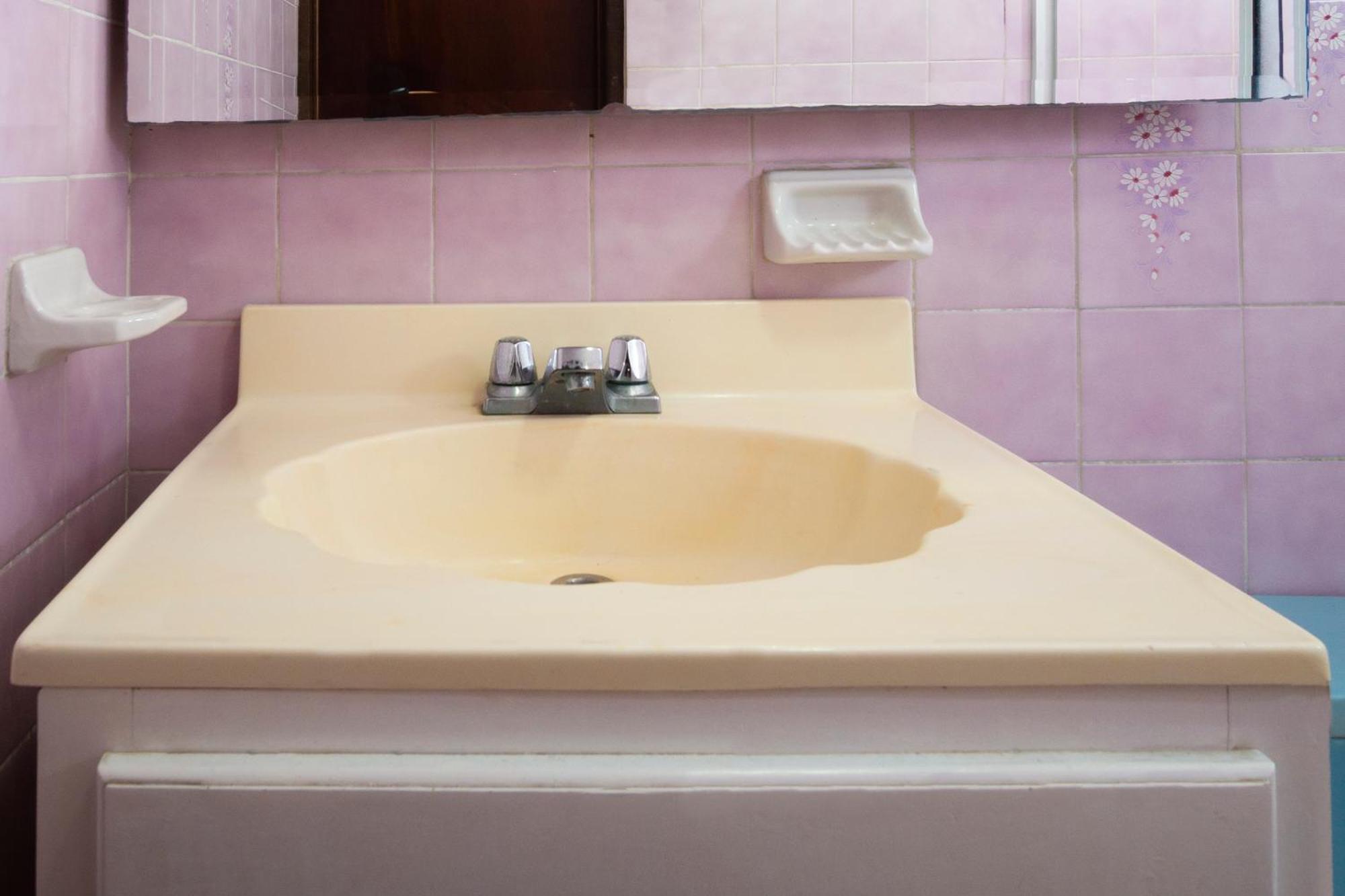 Oyo Hotel Hacienda Don Luis, 罗萨里托 外观 照片 A cultured marble vanity top