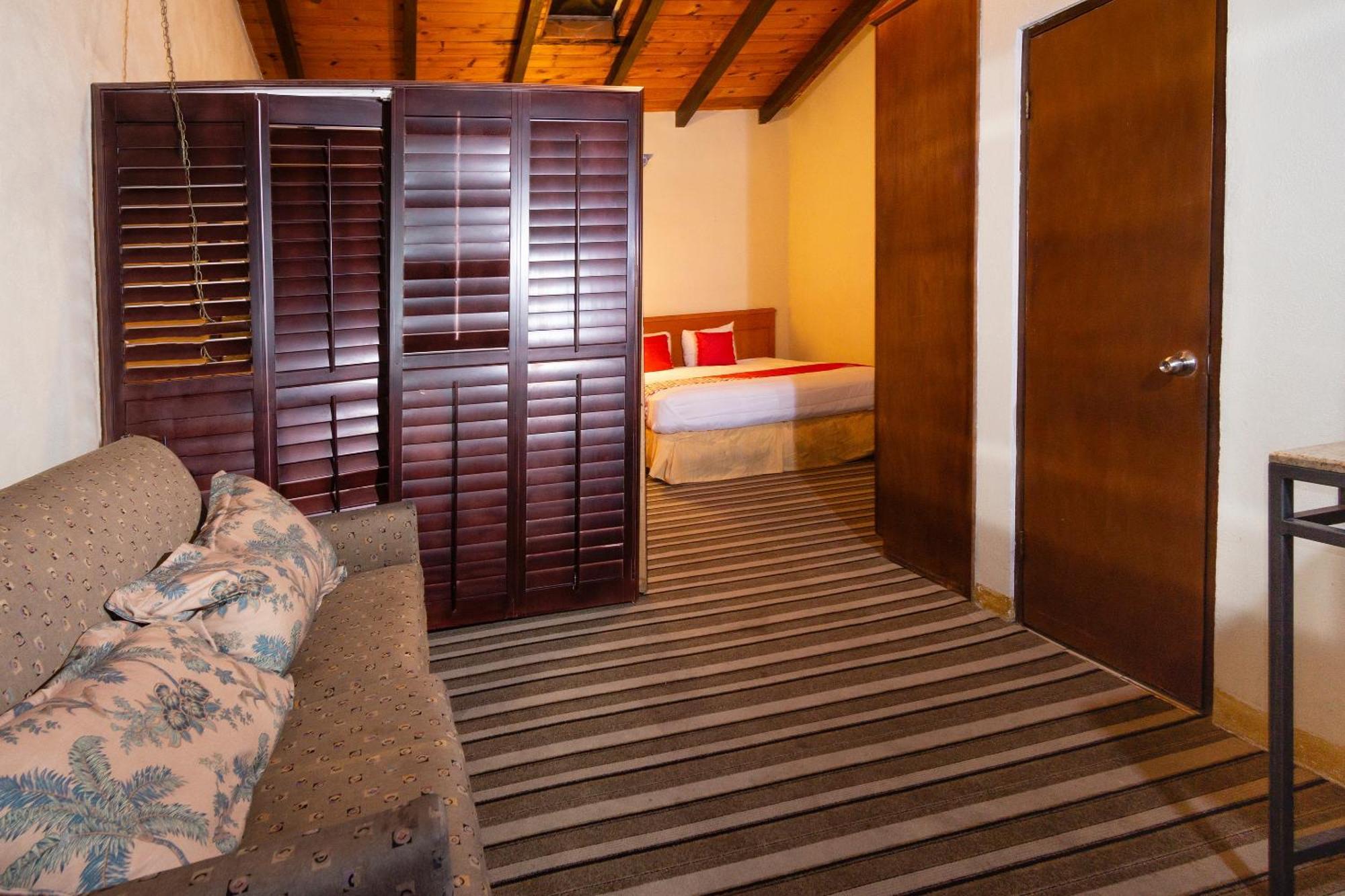 Oyo Hotel Hacienda Don Luis, 罗萨里托 外观 照片 A room at the hotel