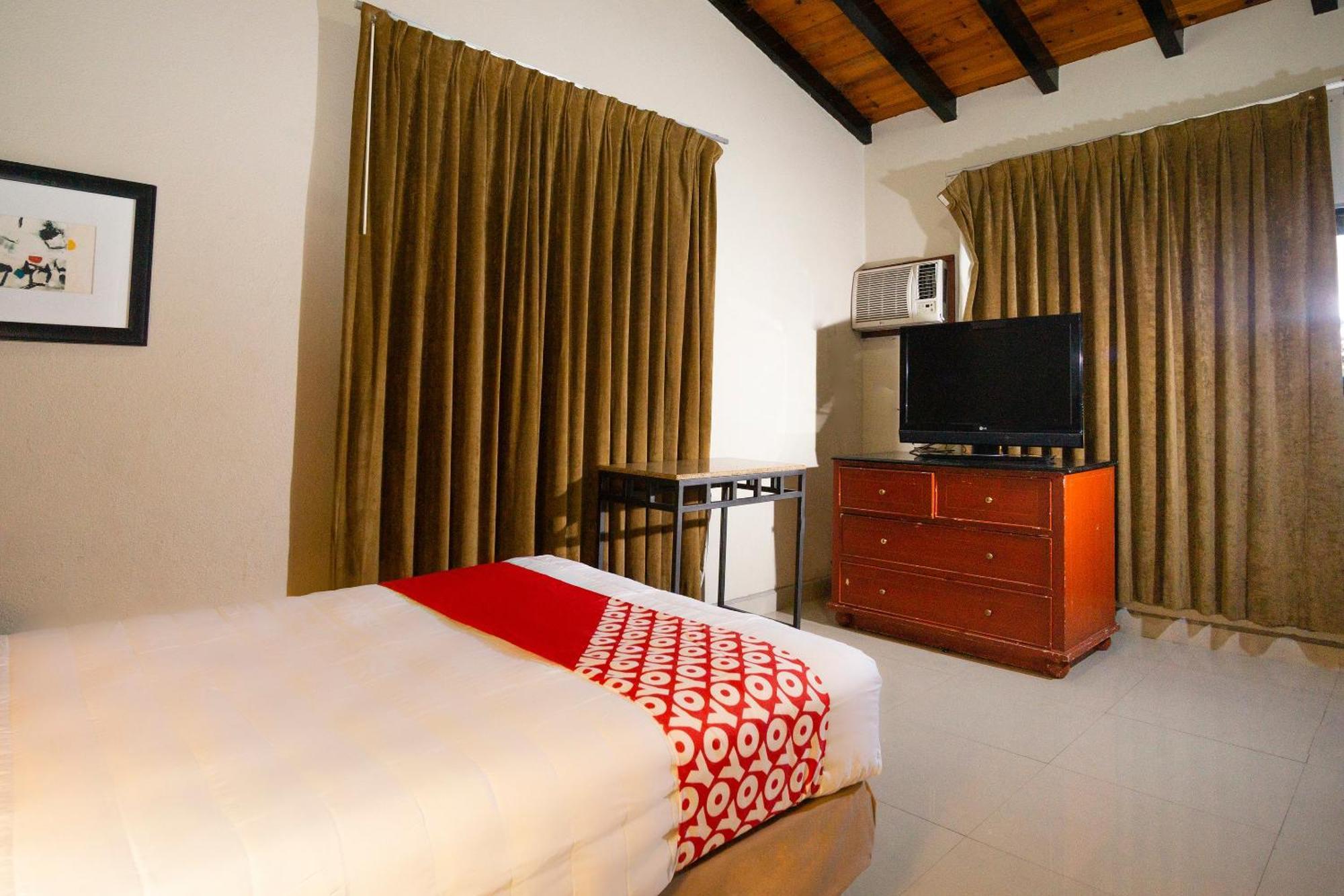 Oyo Hotel Hacienda Don Luis, 罗萨里托 外观 照片 A room at the hotel