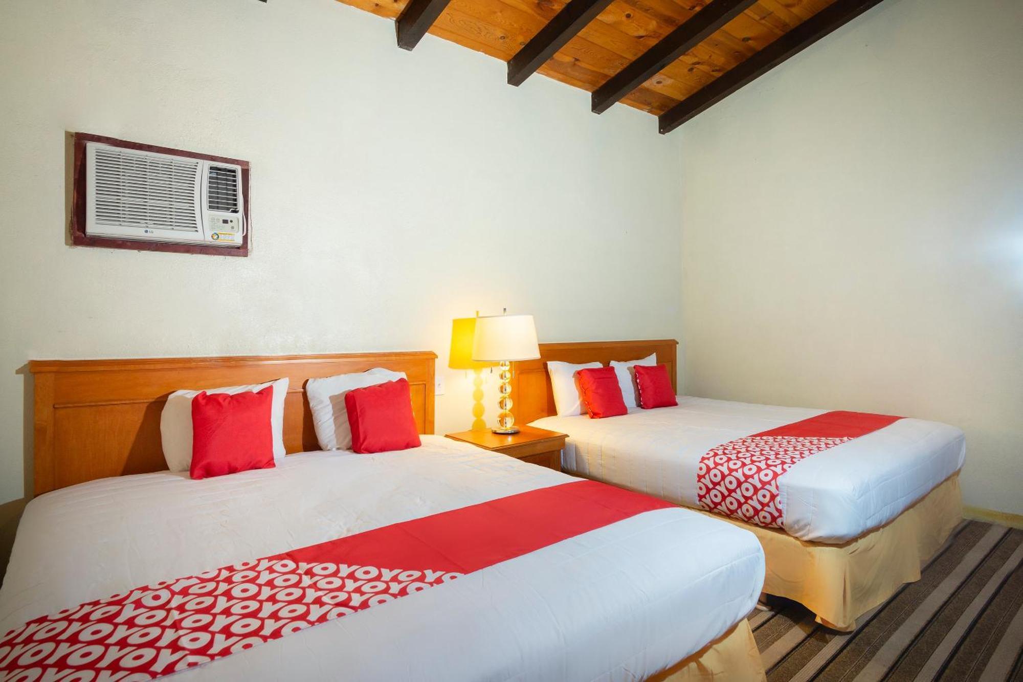 Oyo Hotel Hacienda Don Luis, 罗萨里托 外观 照片 A typical OYO hotel room