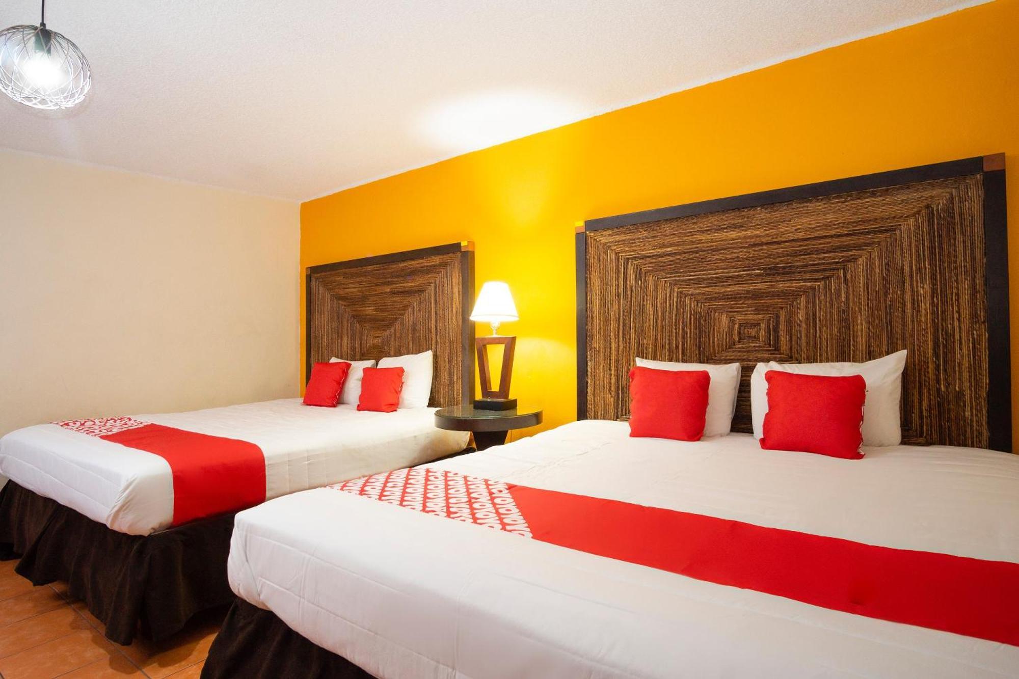 Oyo Hotel Hacienda Don Luis, 罗萨里托 外观 照片 A typical OYO hotel room