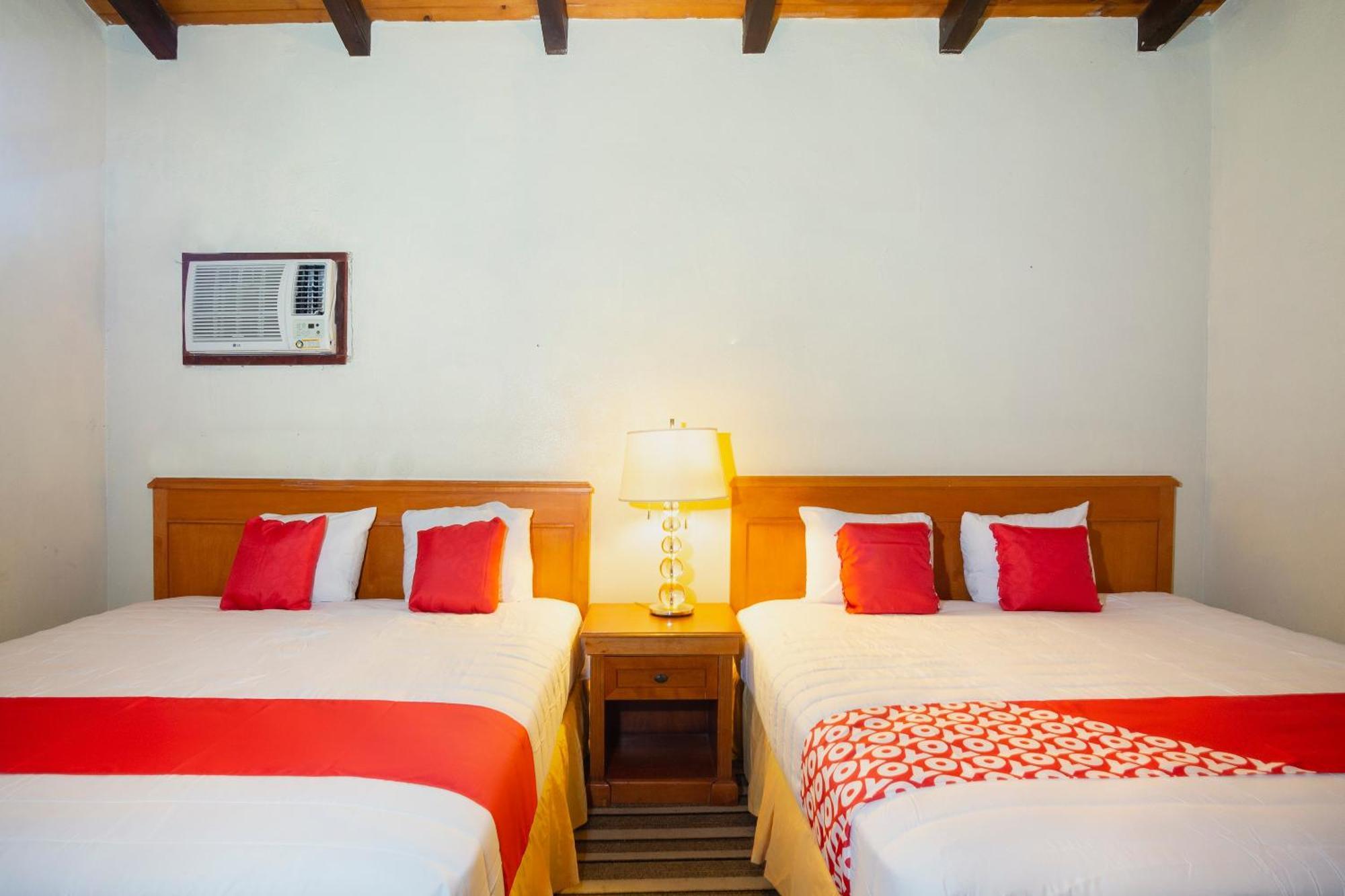Oyo Hotel Hacienda Don Luis, 罗萨里托 外观 照片 A typical room at the hotel